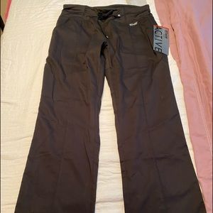 Black Gray’s Anatomy Scrub Bottoms! 🎉